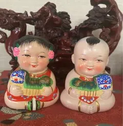 【古美術】朱塗り福童子｜縁起人形・中国泥人形│赤箱付き・アンティーク・置物 中国伝統工芸品 恵山泥人 ペア人形 箱付き 無形文化遺産 縁起物 - メルカリ