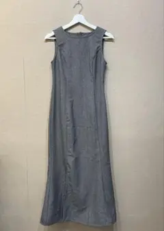 新品　タグ付き　Louere リネンライクノースリマーメイドスリットワンピース