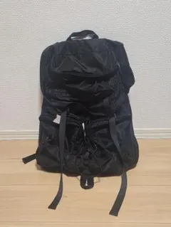 PRADA V136 リュック バックパック ブラック　白タグ 希少初期！PRADA プラダ V136 リュック NERO白タグ ブラック - メルカリ
