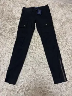 Item thumbnail for item da7ca1d3-4d3c-4a03-8649-a4f25b54aea8