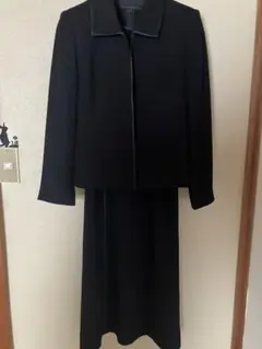 【美品】ソワール　プランタン　タキシード　総柄　喪服　ブラックフォーマル　黒　S 美品】ソワール プランタン タキシード 総柄 喪服 ブラック