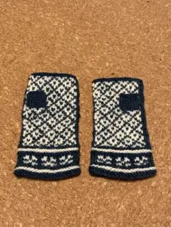 アームウォーマー　親指あり　ハンドメイド　手編み