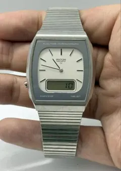 リコー RIQUARTZ 腕時計　DUALTIME デュアルタイム　デジタルのサムネイル