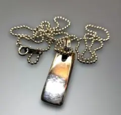 Item thumbnail for item d1cdf0f3-37d6-4563-b2e2-e4ea1c42f5d7