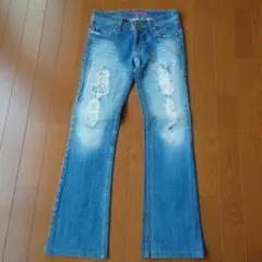 EDGE ON ALL エッジオンオール　ジーンズ　デニム　ダメージ加工