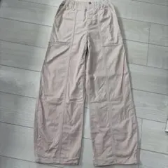 ナイロンワイドパンツ ベージュ イージーパンツ　GUパラシュートパンツ　サイズS