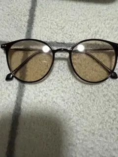 ブラウンラウンド型クリアレンズメガネ