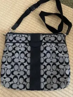 COACH コーチ シグネチャー キャンバス ショルダーバッグ 28502