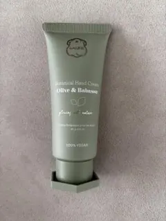 新品未使用 Laline ラリン ボタニカル ハンドクリーム オリーブ＆ババスのサムネイル