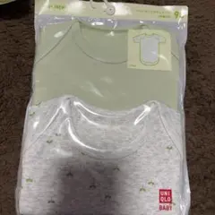ユニクロ　ボディスーツ　2枚セット