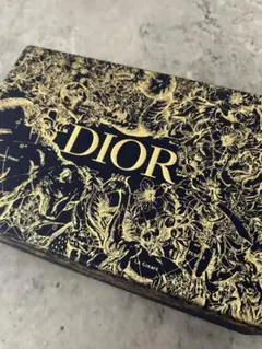 Dior ギフトボックス ゴールド 星座