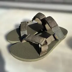 Teva オリーブ スポーツサンダル
