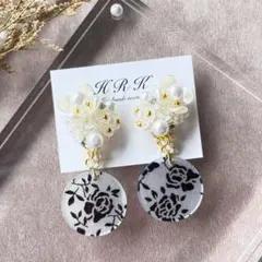 ❁57 ホワイトフラワーとクラシックプレートのピアス/イヤリング　浴衣　結婚式