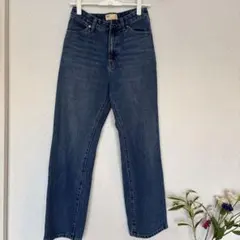 ダークブルーハイウエストストレートジーンズ