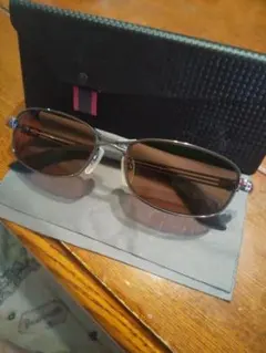 Item thumbnail for item ff992f7e-ee1c-4337-bd7b-300236ab3f2f