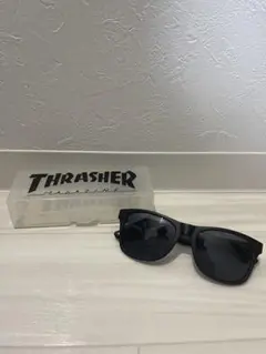 THRASHER サングラスのサムネイル