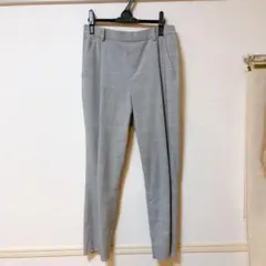 UNIQLO チェック　テーパードパンツ