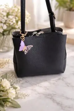 蝶々 キーホルダー レジン ハンドメイド ピンク ドライフラワー 半分デザイン