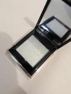 SUQQU トーンタッチアイズ 111 氷点華