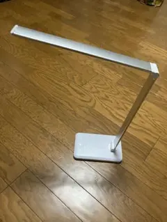 LEDデスクライト テーブルライト ホワイト