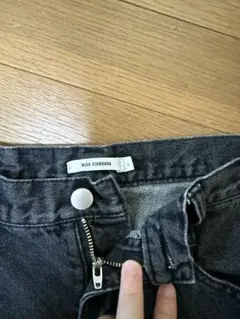 フレアジーンズ　ブラックのサムネイル