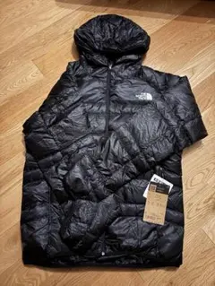【週末限定値下げ】新品未使用 ライトヒートジャケット フーディ ノースフェイス