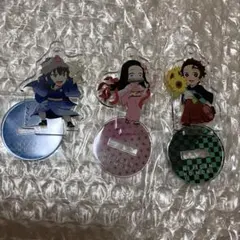 ニジゲンノモリ スタンド付きアクリルキーホルダー（炭治郎、禰豆子、伊之助）
