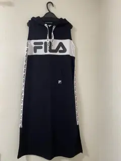 セシルマクビー・FILA コラボ　ノースリーブフード付きワンピース