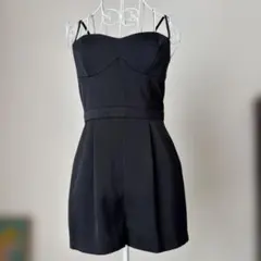 TOPSHOP ブラック サロペット ショート丈ビスチェブラトップサロペットのサムネイル