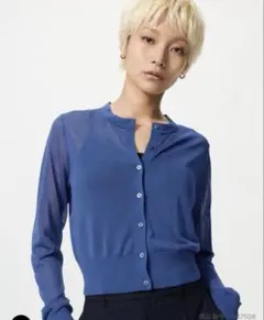 ユニクロ シアークルーネックショートカーディガン　青　BLUE S