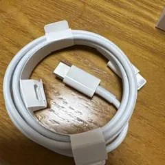 USB-C to Lightning 充電ケーブル ホワイト