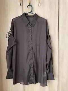 INGNI 肩スリットリボンラメシアーシャツ