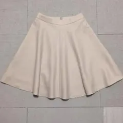 無印良品　MUJI フレアスカート ベージュ サイズ61　裏地ありのサムネイル