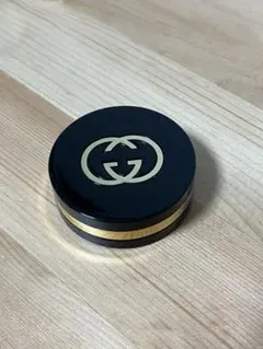 GUCCI アイシャドウ アンティークゴールドのサムネイル
