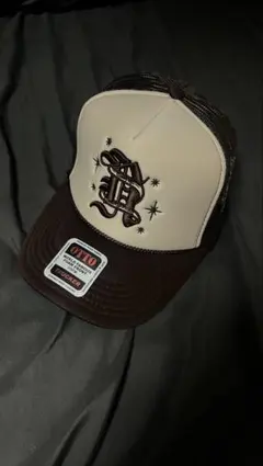 OTTO 刺繍ロゴ トラッカーキャップ ベージュ/ブラウン