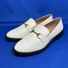 Item thumbnail for item 562b3bb7-b045-49dc-867d-f98f10dc9056