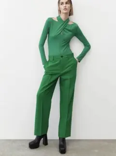 28 ZARA ストレート クロップドパンツ XS グリーン