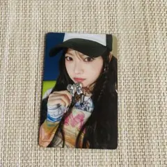 ルセラフィム ポップアップ トレカ different ウンチェ フーディ