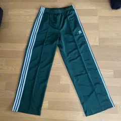 adidas グリーン ジャージパンツ 3本ライン