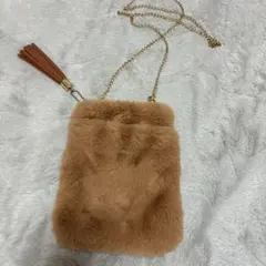 ベージュファーショルダーバッグ