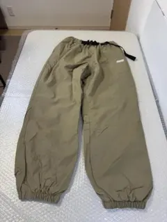 カーゴ ストレッチ