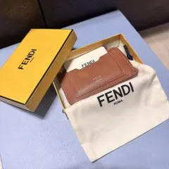 フェンディ　小銭入れ フラグメントケース　コインカードホルダー　セレリア