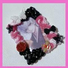 ホイップデコ トレカケース 和風 黒‪✕‬白‪✕‬ピンク‪✕‬ラメ入り