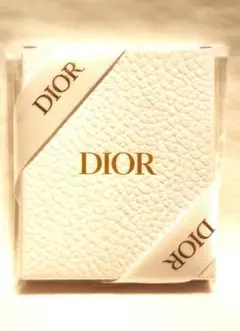 ディオール ロゴデザイン チャーム ネックレス