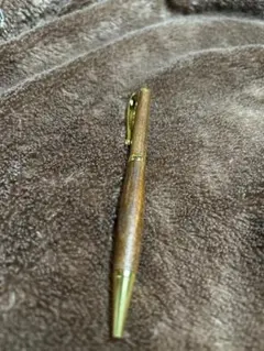 Item thumbnail for item 5521ceb8-ed7e-41f5-b8db-ab6ff3e09133