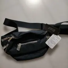 新品 ナイロンボディバッグ