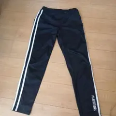 ピンクラテ 黒 パンツ Мサイズ（１５０センチ）