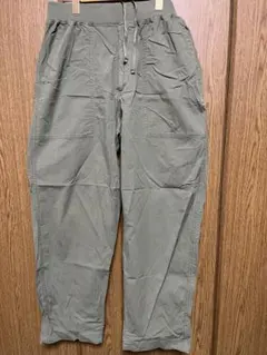 ユニクロ　カーゴパンツ Mサイズ カーキ