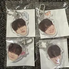 TREASURE ジェヒョク　顔アクキー　喜怒哀楽　カプセルトイ　コンプリート