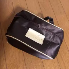 ポーチのサムネイル